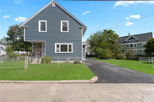 $3,250 | 301 Glenwood Avenue, Pawtucket, RI 02860