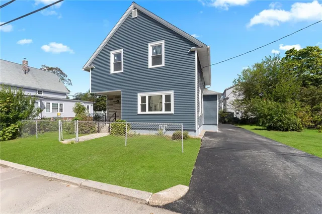 $3,250 | 301 Glenwood Avenue, Pawtucket, RI 02860