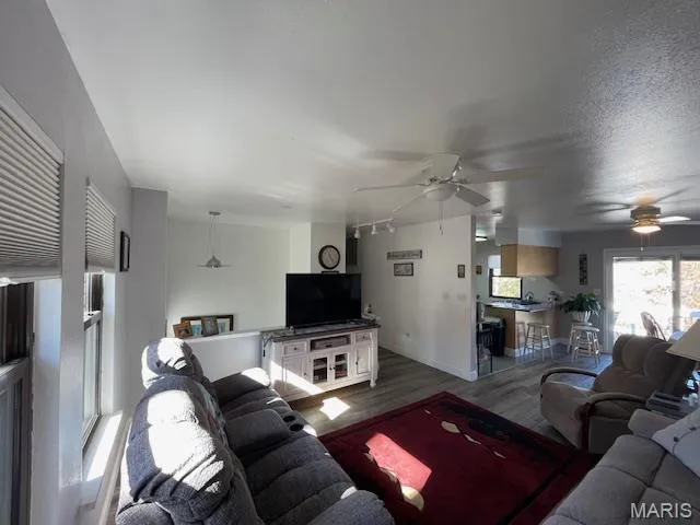 $274,900 | 1126 South Deer Trail, Fredericktown, MO 63645