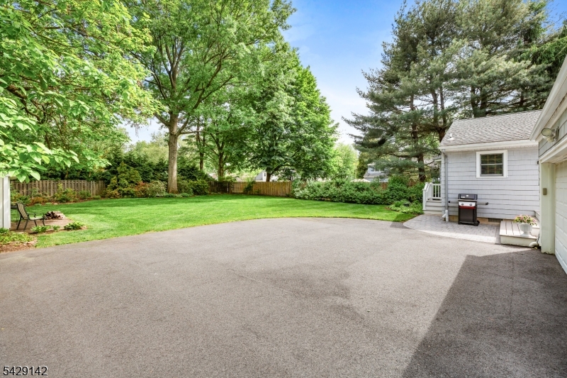 957 Willow Grove Road Westfield, NJ 07090 - Photo 28 of 34