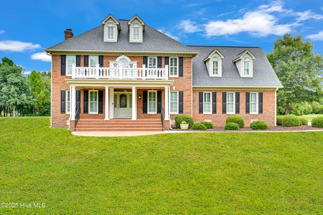 $765,000 | 1441 Saddlewood Drive, Greenville, NC 27858