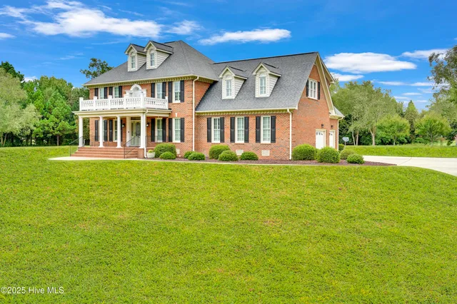 $765,000 | 1441 Saddlewood Drive, Greenville, NC 27858