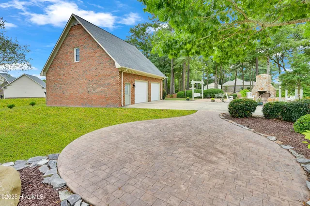 $765,000 | 1441 Saddlewood Drive, Greenville, NC 27858