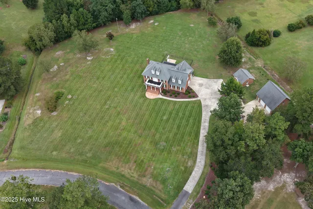 $765,000 | 1441 Saddlewood Drive, Greenville, NC 27858