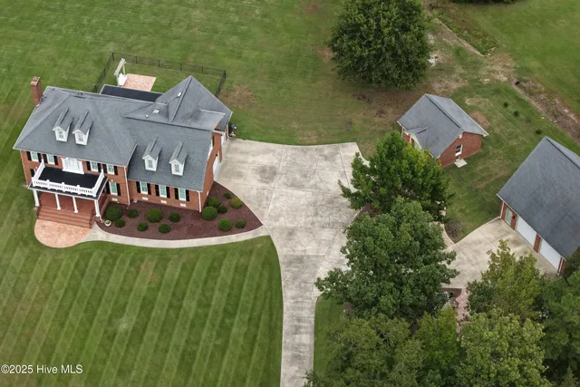 $765,000 | 1441 Saddlewood Drive, Greenville, NC 27858