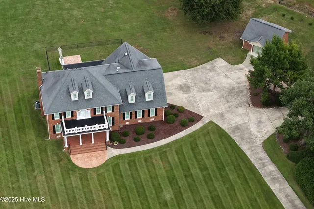 $765,000 | 1441 Saddlewood Drive, Greenville, NC 27858