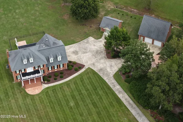 $765,000 | 1441 Saddlewood Drive, Greenville, NC 27858