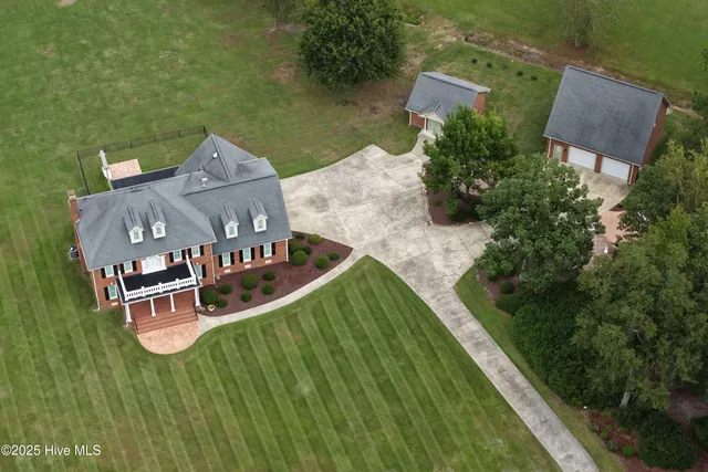 $765,000 | 1441 Saddlewood Drive, Greenville, NC 27858