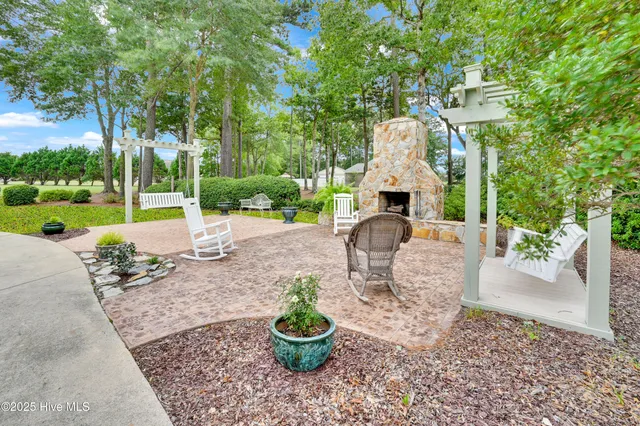 $765,000 | 1441 Saddlewood Drive, Greenville, NC 27858