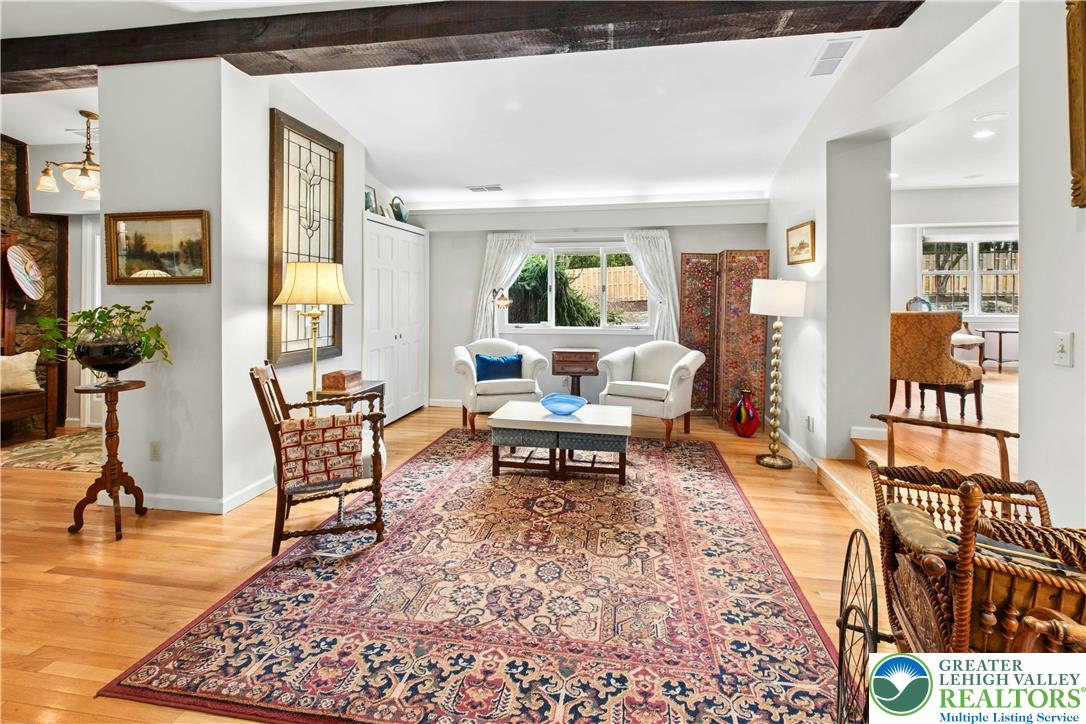 2714 Bergstresser Drive Hellertown, PA 18055 - Photo 11 of 29