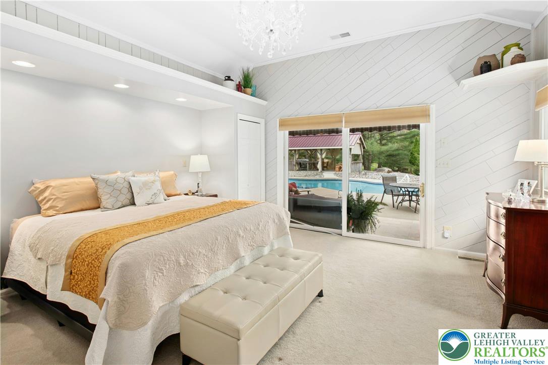 2714 Bergstresser Drive Hellertown, PA 18055 - Photo 14 of 29