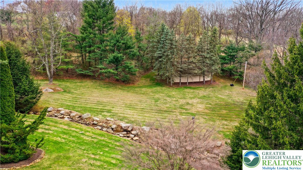 2714 Bergstresser Drive Hellertown, PA 18055 - Photo 28 of 29