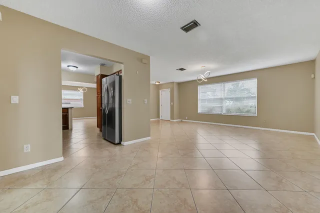 $499,500 | 5001 Woodstone Circle West, Lake Worth, FL 33463