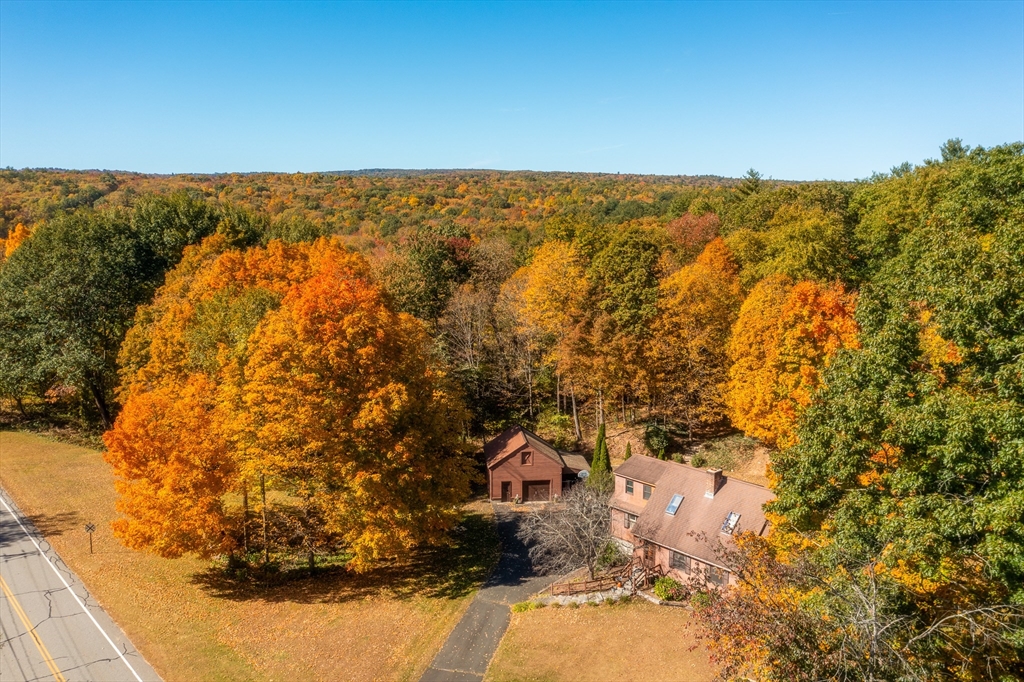 168 Brickyard Road Southampton, MA 01073 - Photo 7 of 42