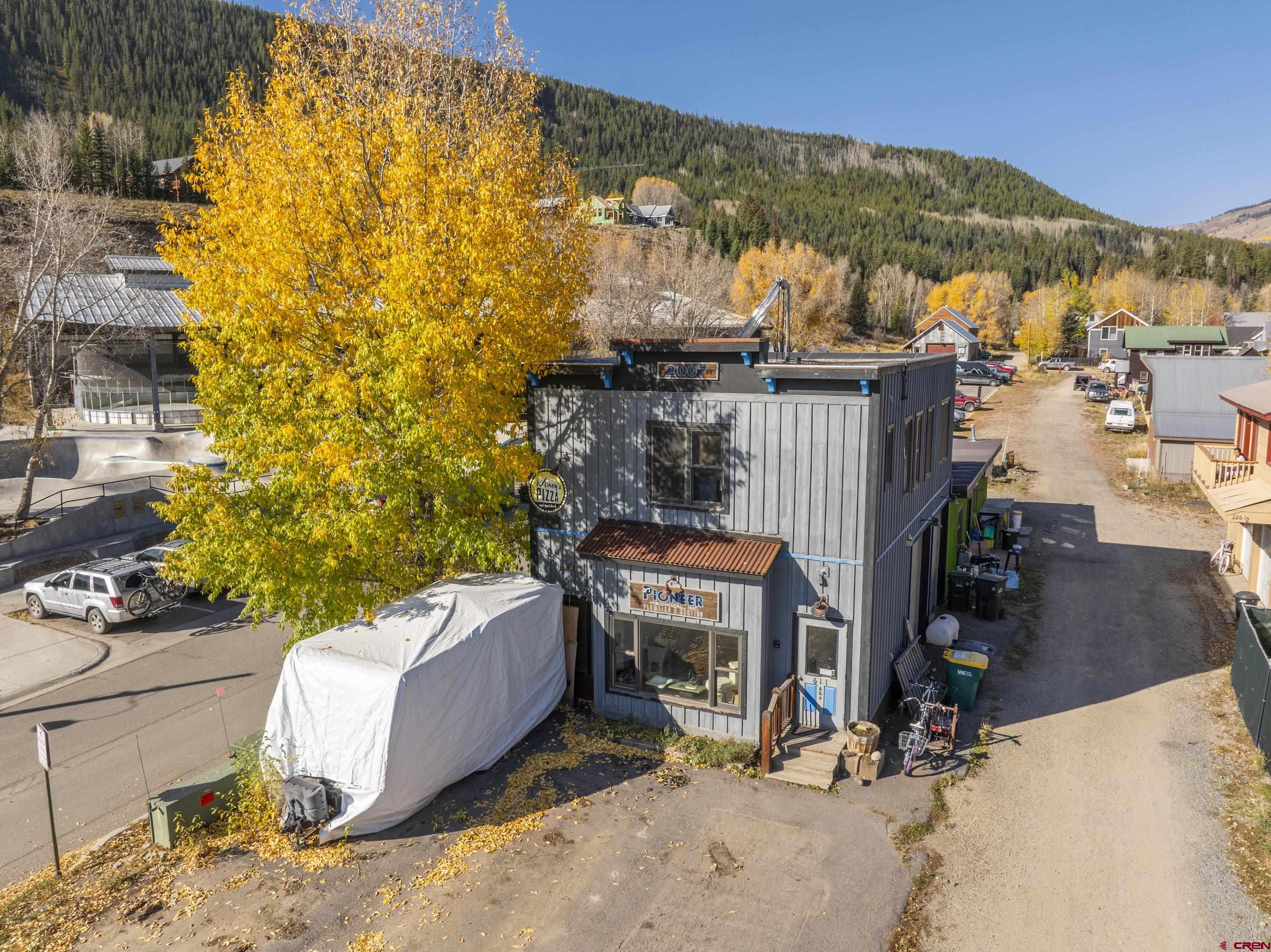 611 3rd Street, Unit A & B Crested Butte, CO 81224 - Photo 16 of 34