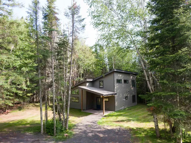 $499,000 | 89170 Meadow Trail, Cornucopia, WI 54827