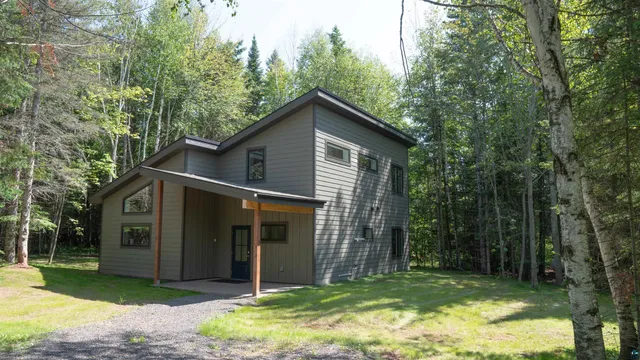 $499,000 | 89170 Meadow Trail, Cornucopia, WI 54827