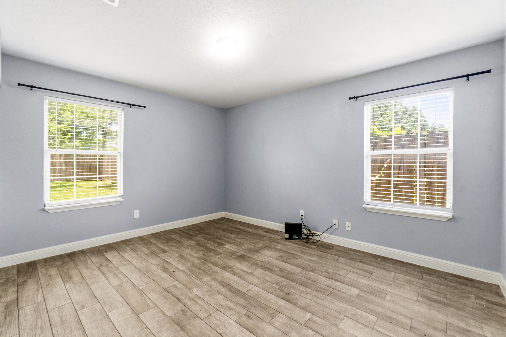 6319 Mohawk Street Houston, TX 77016 - Photo 16 of 21 Primary Bedroom