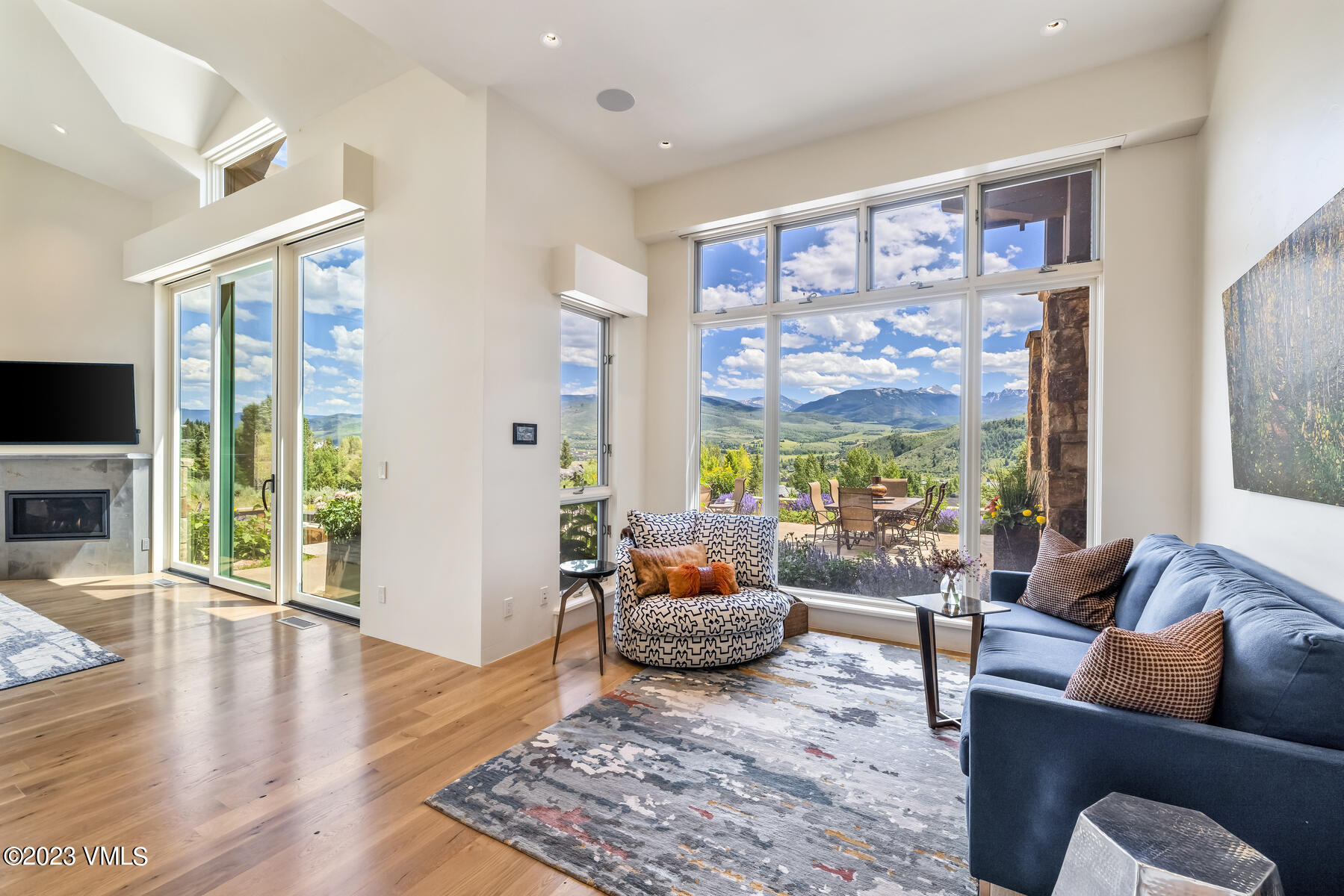 81 Elk Run Edwards, CO 81632 - Photo 26 of 62 a living room with furniture and a large window