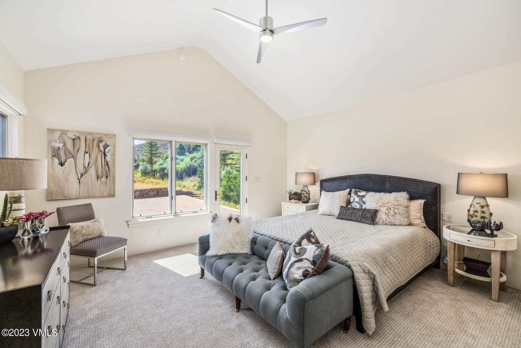 81 Elk Run Edwards, CO 81632 - Photo 32 of 62 a bedroom with a bed and a couch