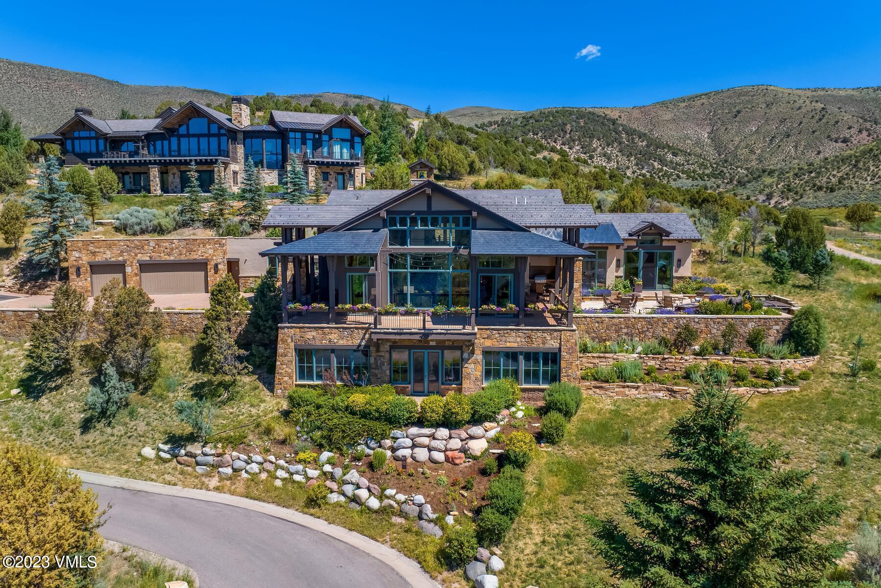 81 Elk Run Edwards, CO 81632 - Photo 59 of 62 a front view of a house with a garden