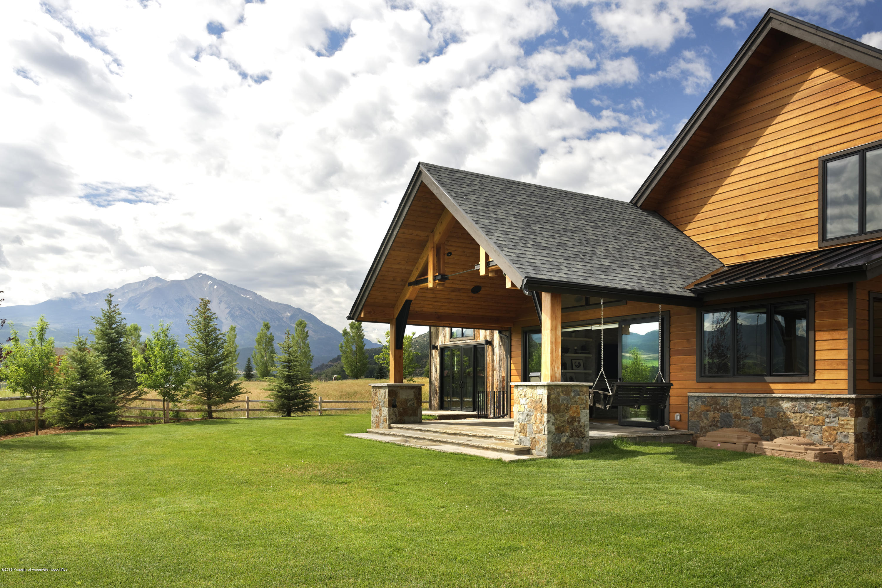 842 Perry Ridge Carbondale, CO 81623 - Photo 3 of 18 Exterior/Sopris