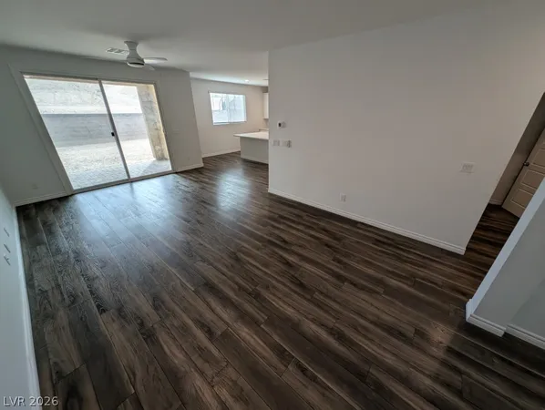 $2,100 | 2932 Moulin Heights Street, Las Vegas, NV 89156
