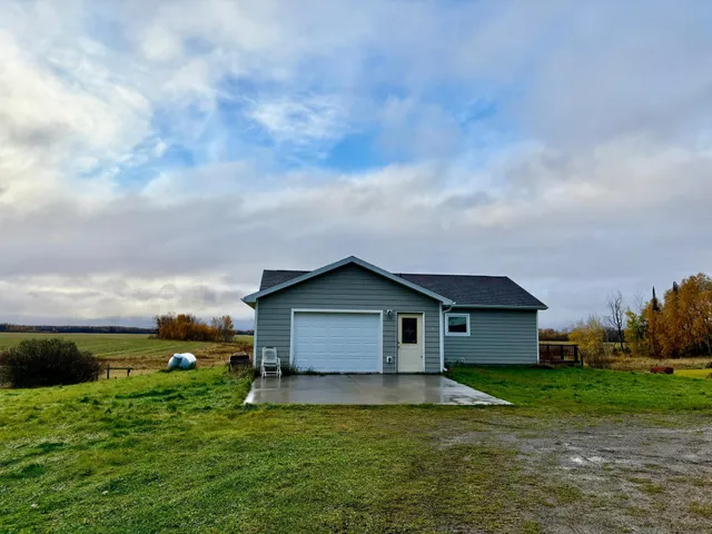 $499,000 | 970 County Road 89, Baudette, MN 56623