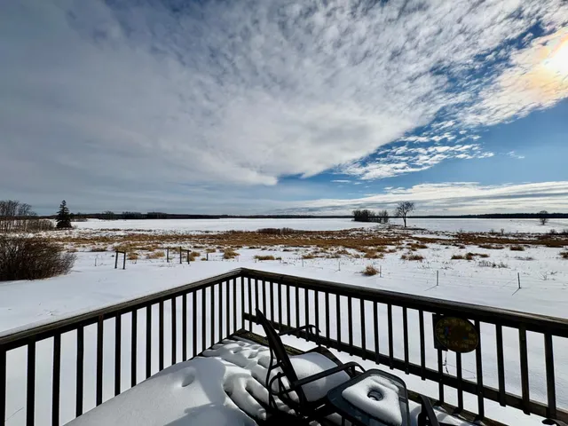 $499,000 | 970 County Road 89, Baudette, MN 56623
