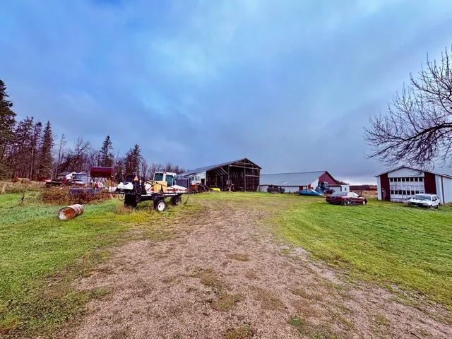 $499,000 | 970 County Road 89, Baudette, MN 56623