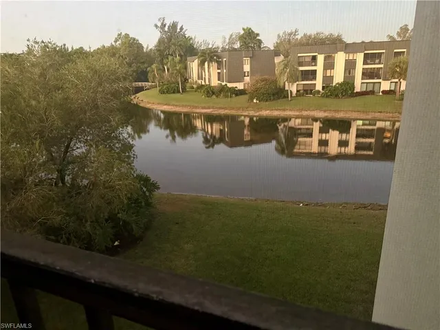 $2,900 | 1645 Spoonbill Lane, Unit C, Naples, FL 34105