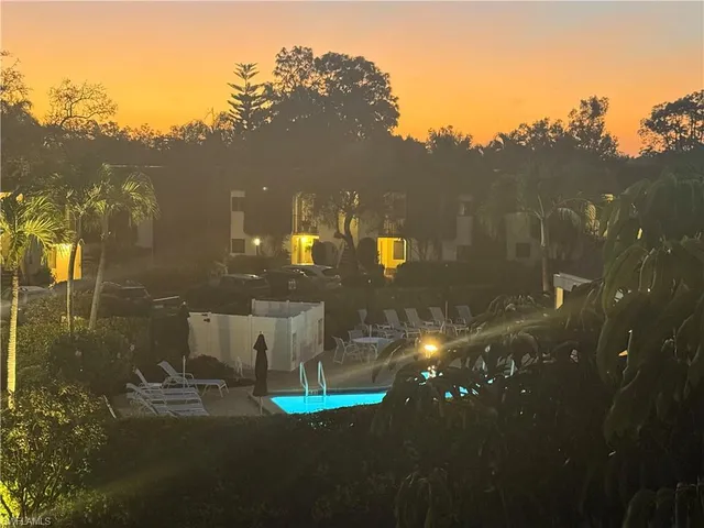 $2,900 | 1645 Spoonbill Lane, Unit C, Naples, FL 34105