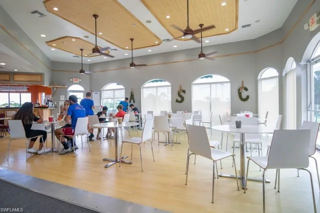 $2,900 | 1645 Spoonbill Lane, Unit C, Naples, FL 34105