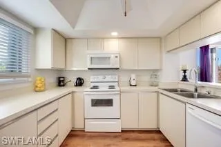 $2,900 | 1645 Spoonbill Lane, Unit C, Naples, FL 34105