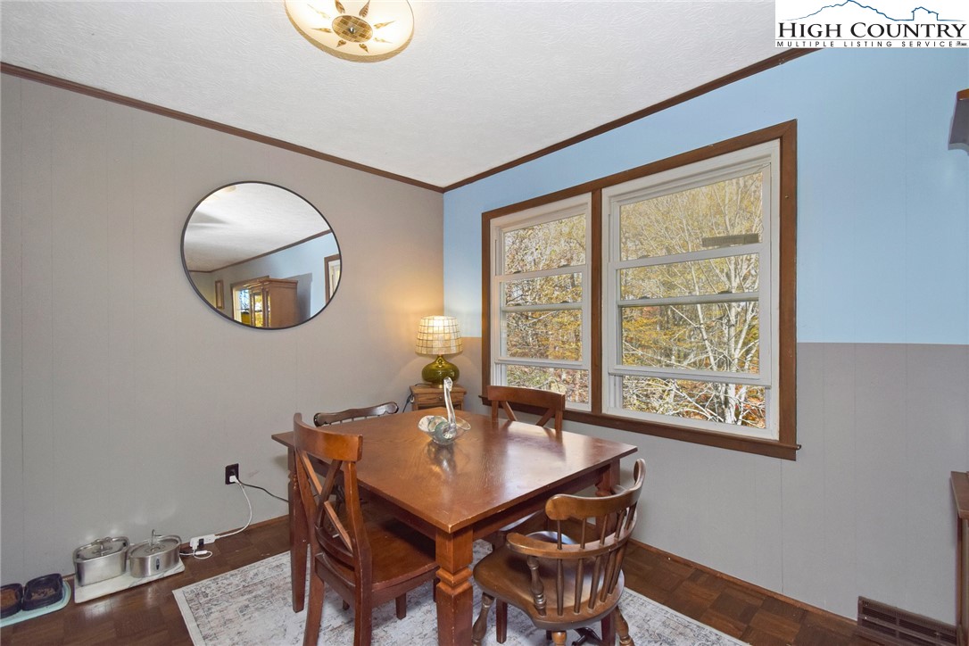 296 Sumpter Cabin Creek Road Blowing Rock, NC 28605 - Photo 8 of 46 Gallery Image 8