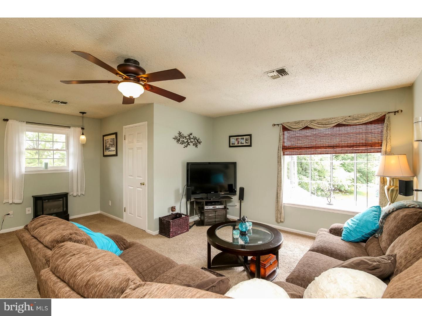 349 McIntosh Road West Chester, PA 19382 - Photo 8 of 25 Living Room