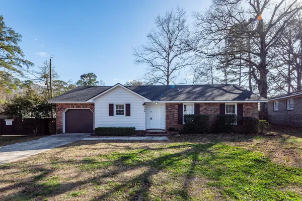 $305,000 | 146 Highland Avenue, Summerville, SC 29486