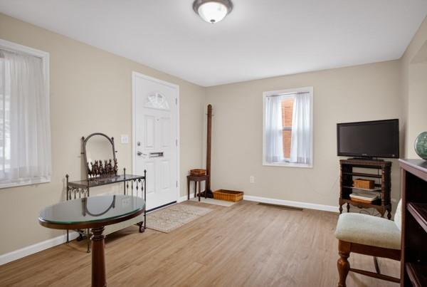 745 Shadycrest Road Pittsburgh, PA 15216 - Photo 7 of 33 Gallery Image 7