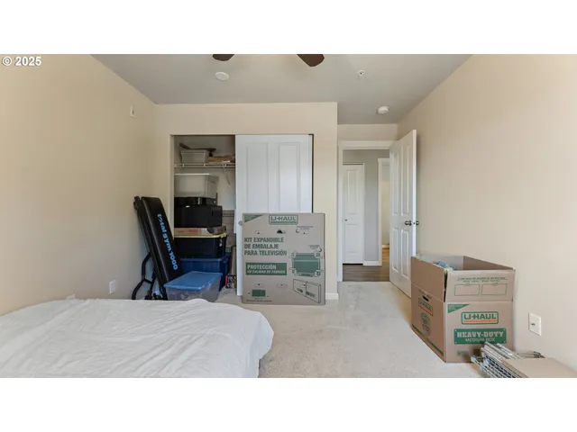 $298,888 | 10654 Northeast Holly Street, Unit 307, Hillsboro, OR 97006