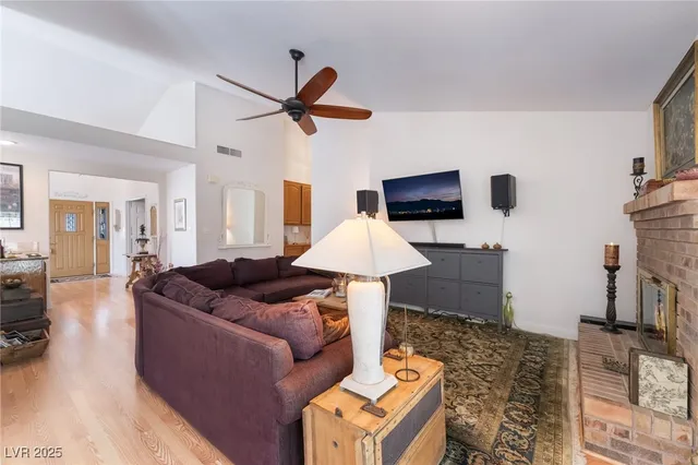 $3,200 | 8628 Highacre Drive, Las Vegas, NV 89145