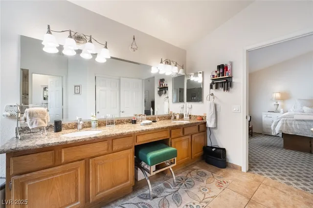 $3,200 | 8628 Highacre Drive, Las Vegas, NV 89145