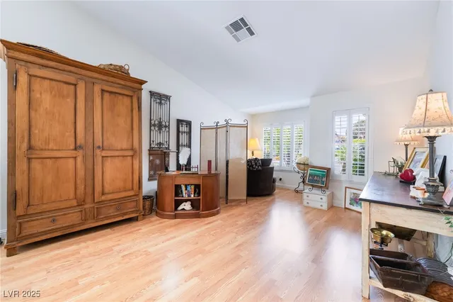 $3,200 | 8628 Highacre Drive, Las Vegas, NV 89145