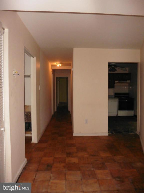7969 Riggs Road, Unit 4 Hyattsville, MD 20783 - Photo 3 of 16 Living Room
