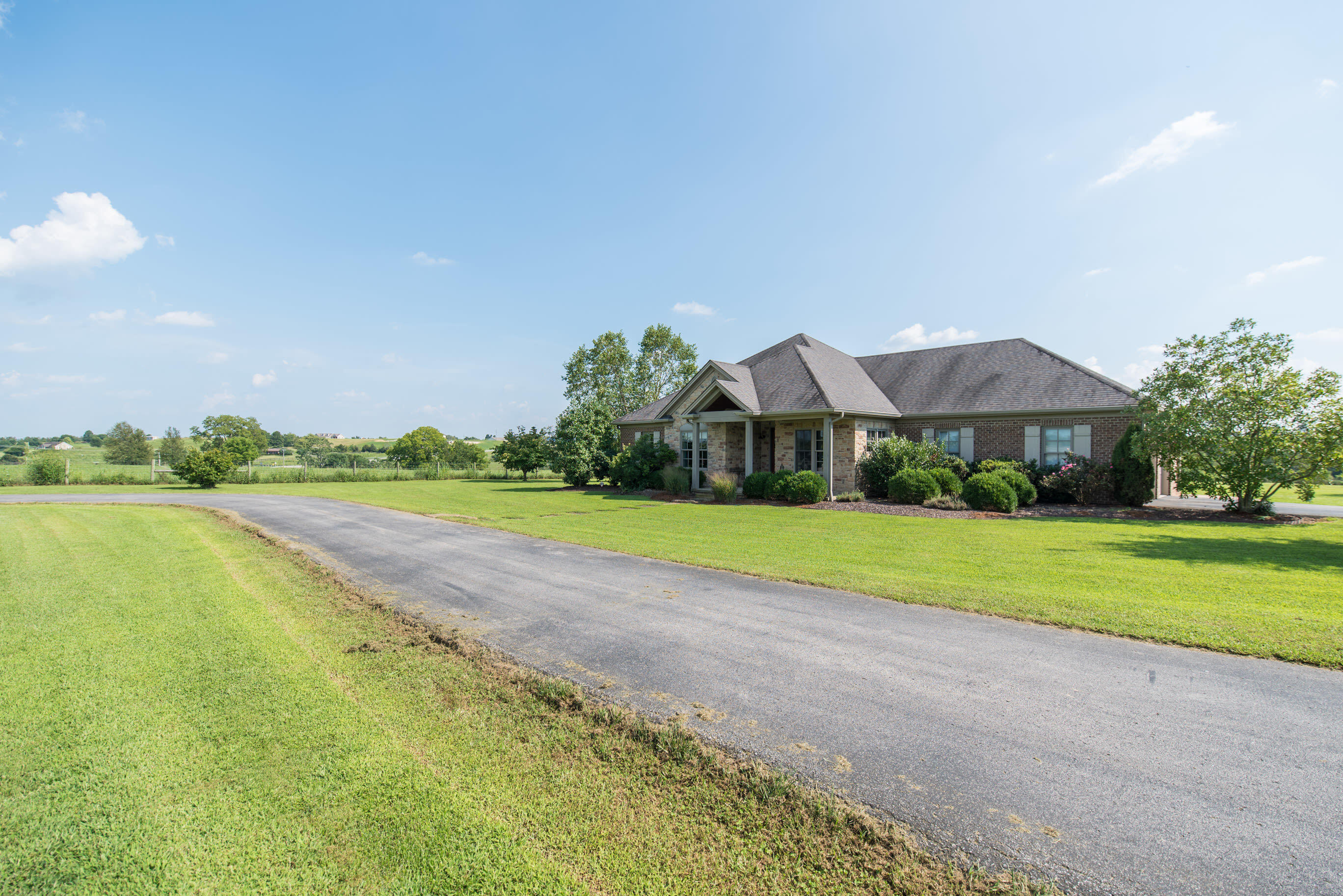 2240 Camargo Road Mount Sterling, KY 40353 - Photo 6 of 73 20210823-2240-Camargo-Rd-davis-realty-04