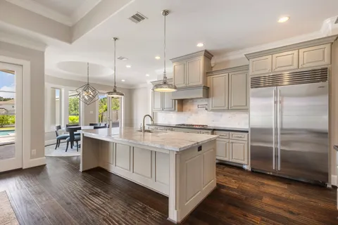 $1,749,000 | 6806 West Warwick Lake Lane, Spring, TX 77389