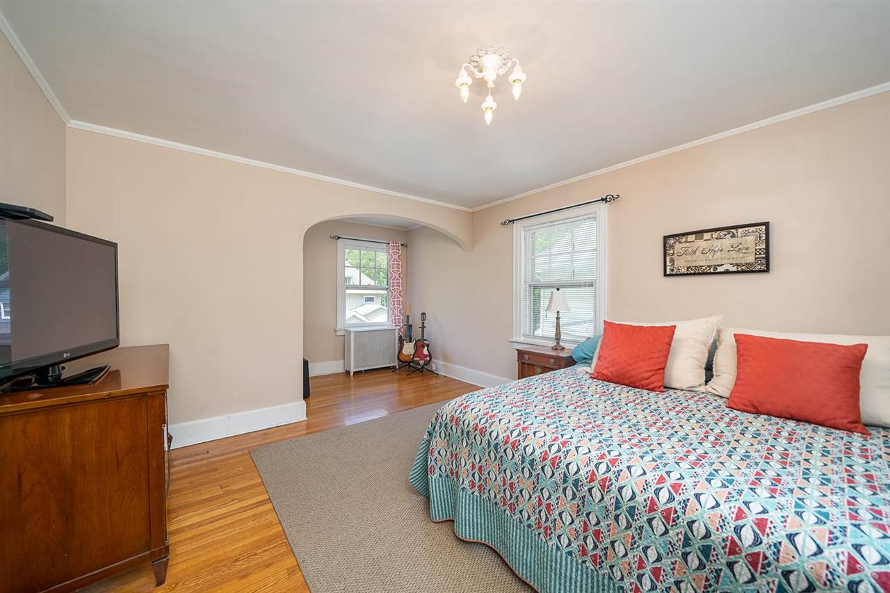 14 Myrtle Street Rutherford, NJ 07070 - Photo 11 of 21