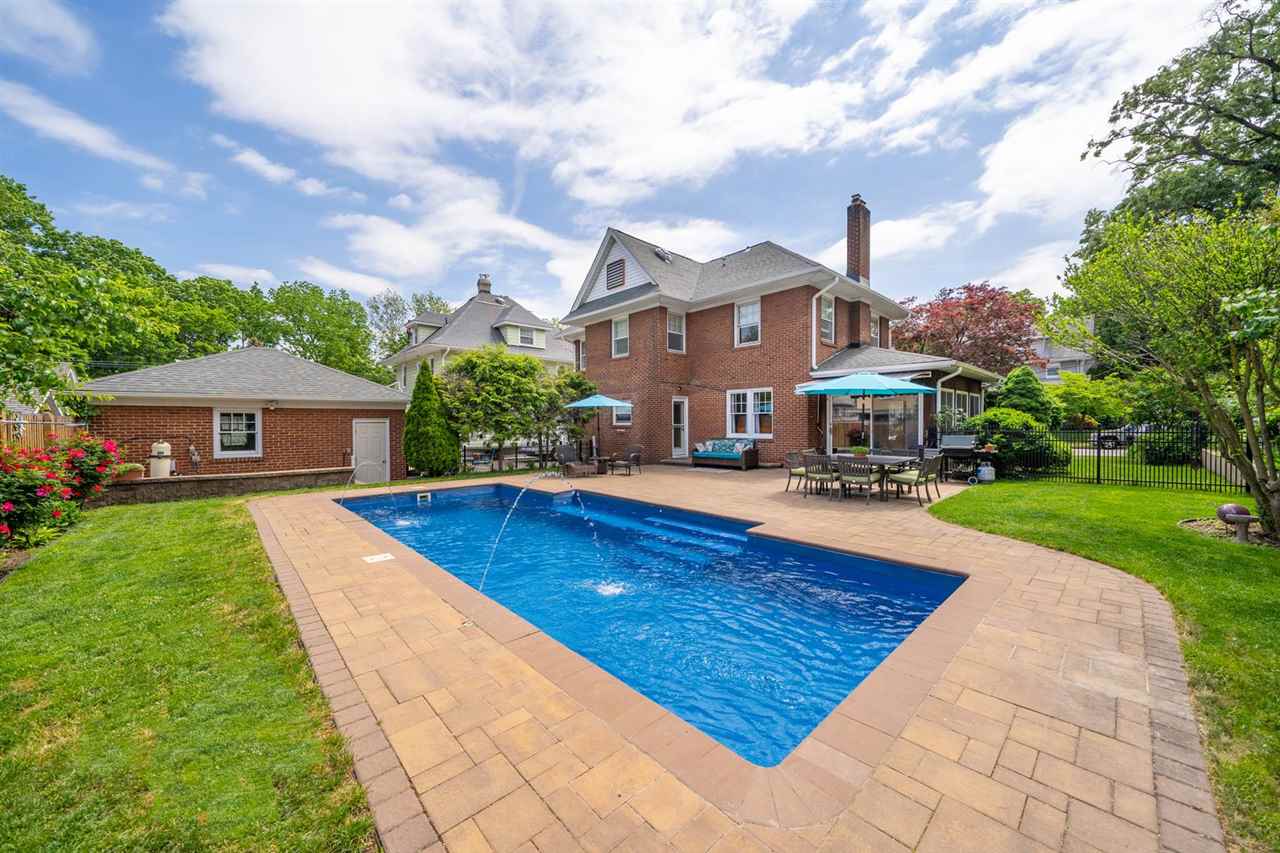 14 Myrtle Street Rutherford, NJ 07070 - Photo 4 of 21
