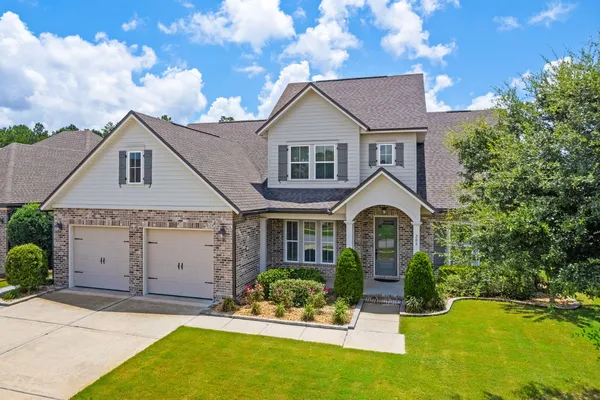 $879,900 | 208 Meadow Lake Drive, Freeport, FL 32439
