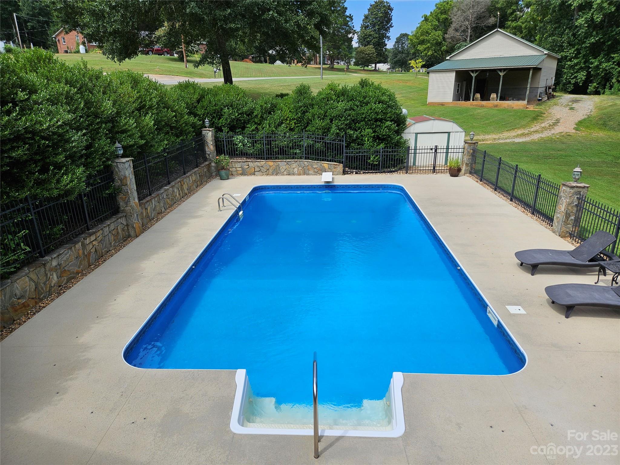 152 Cross Over Road Ellenboro, NC 28040 - Photo 4 of 48 Gallery Image 4