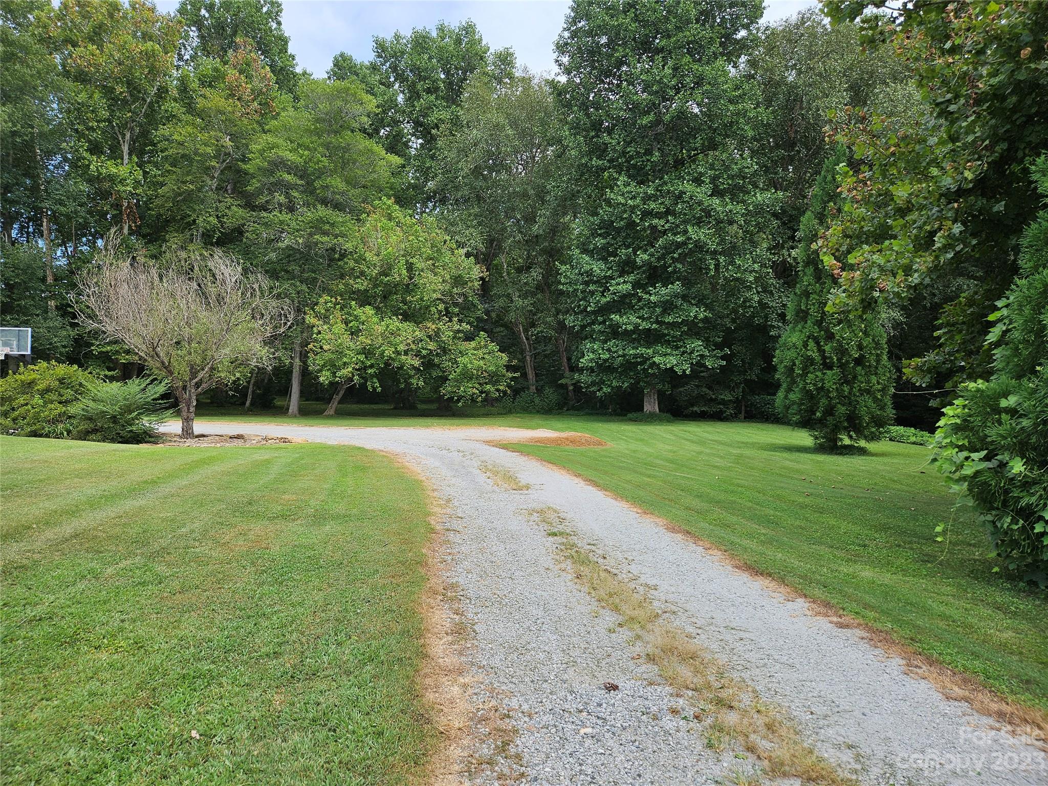 152 Cross Over Road Ellenboro, NC 28040 - Photo 8 of 48 Gallery Image 8